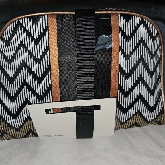 NWT Adrienne Vittadini 3Pc Cosmetic Bag Set Bronze Striped - Picture 3 of 4